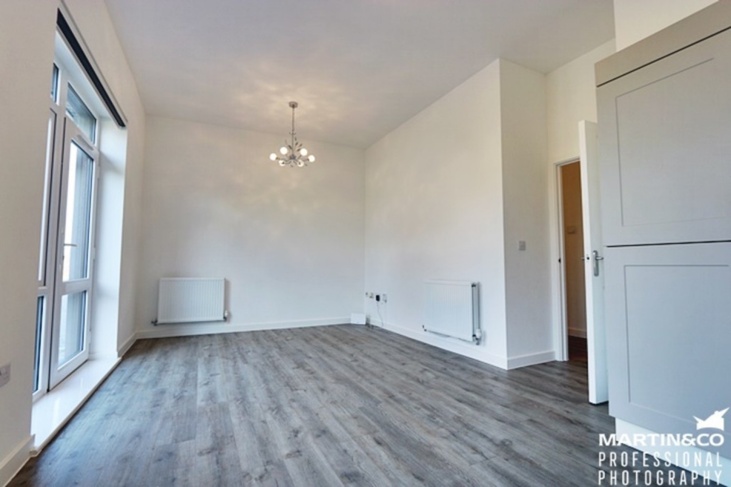 2 bedroom Flat for Letting The Risings, St Edeyrns , Cardiff