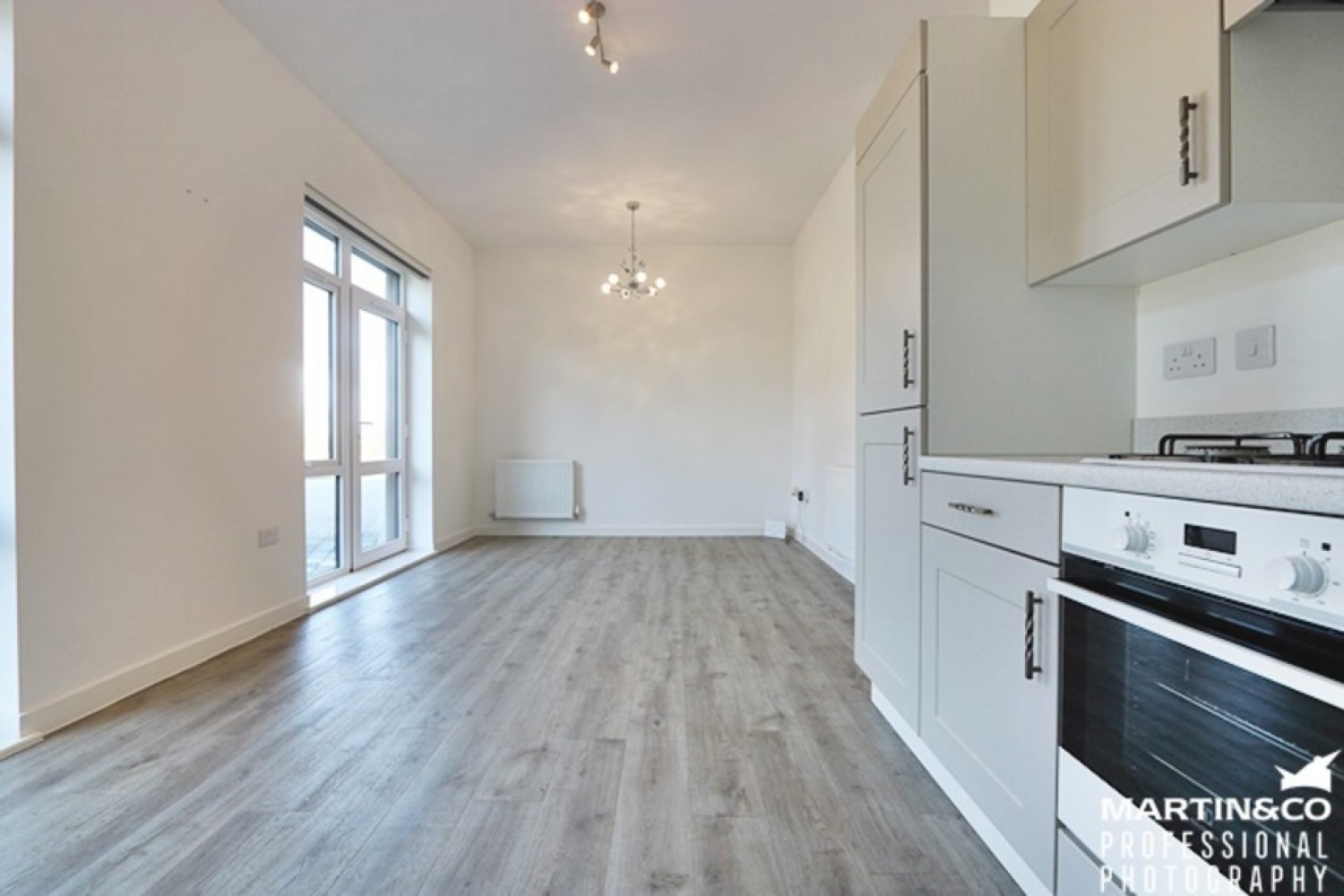 2 bedroom Flat for Letting The Risings, St Edeyrns , Cardiff