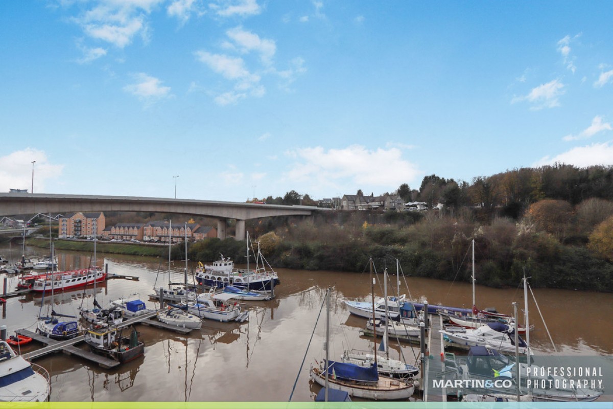 Cambria, Victoria Wharf