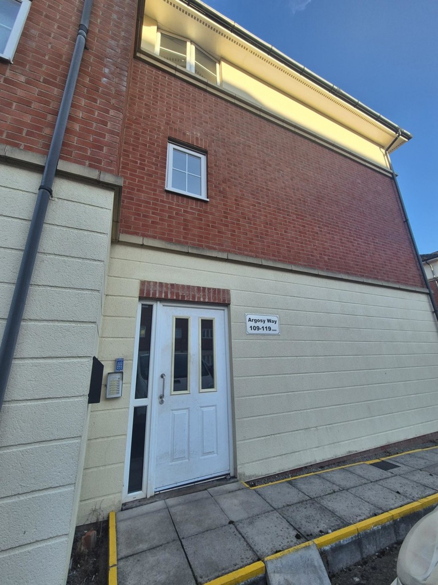 2 bedroom Flat for Letting Argosy Way, Newport