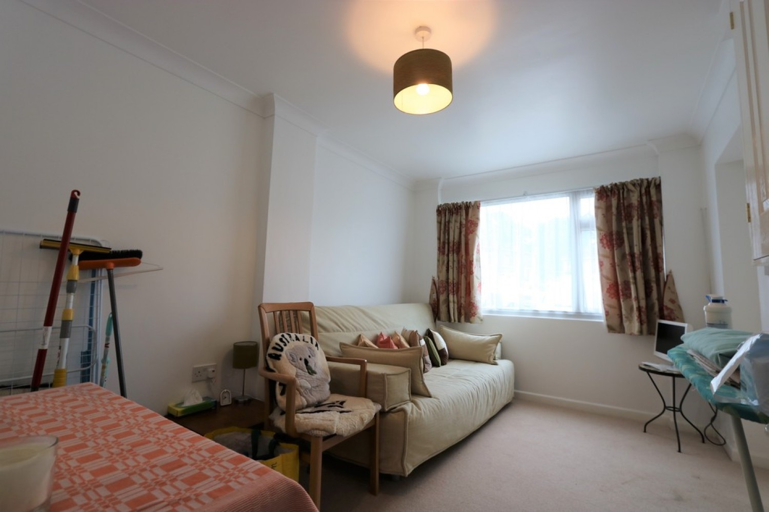 4 bedroom House for Sale Farm Drive, Cyncoed