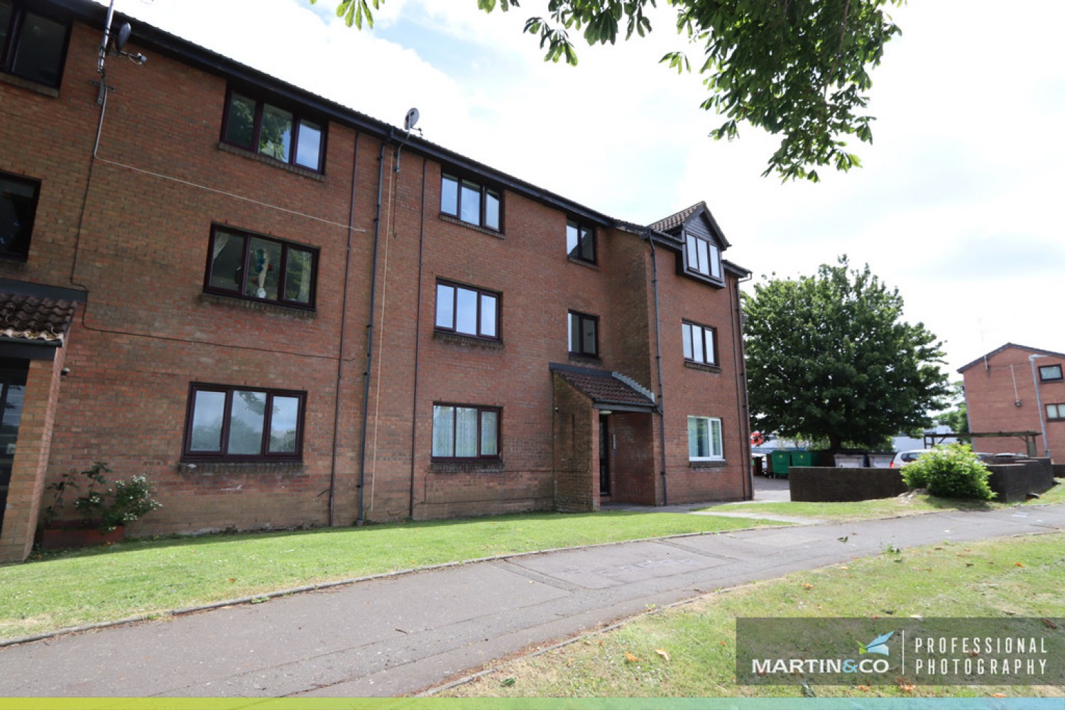 Harlequin Court, Newport Road