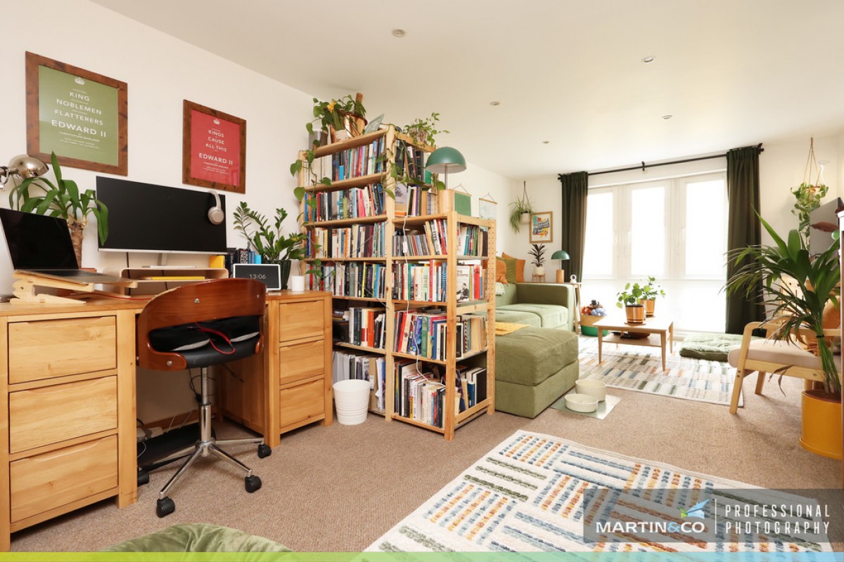 Roma House, Vellacott Close