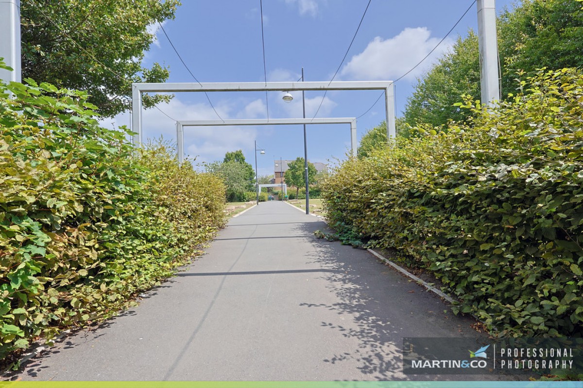 Roma House, Vellacott Close