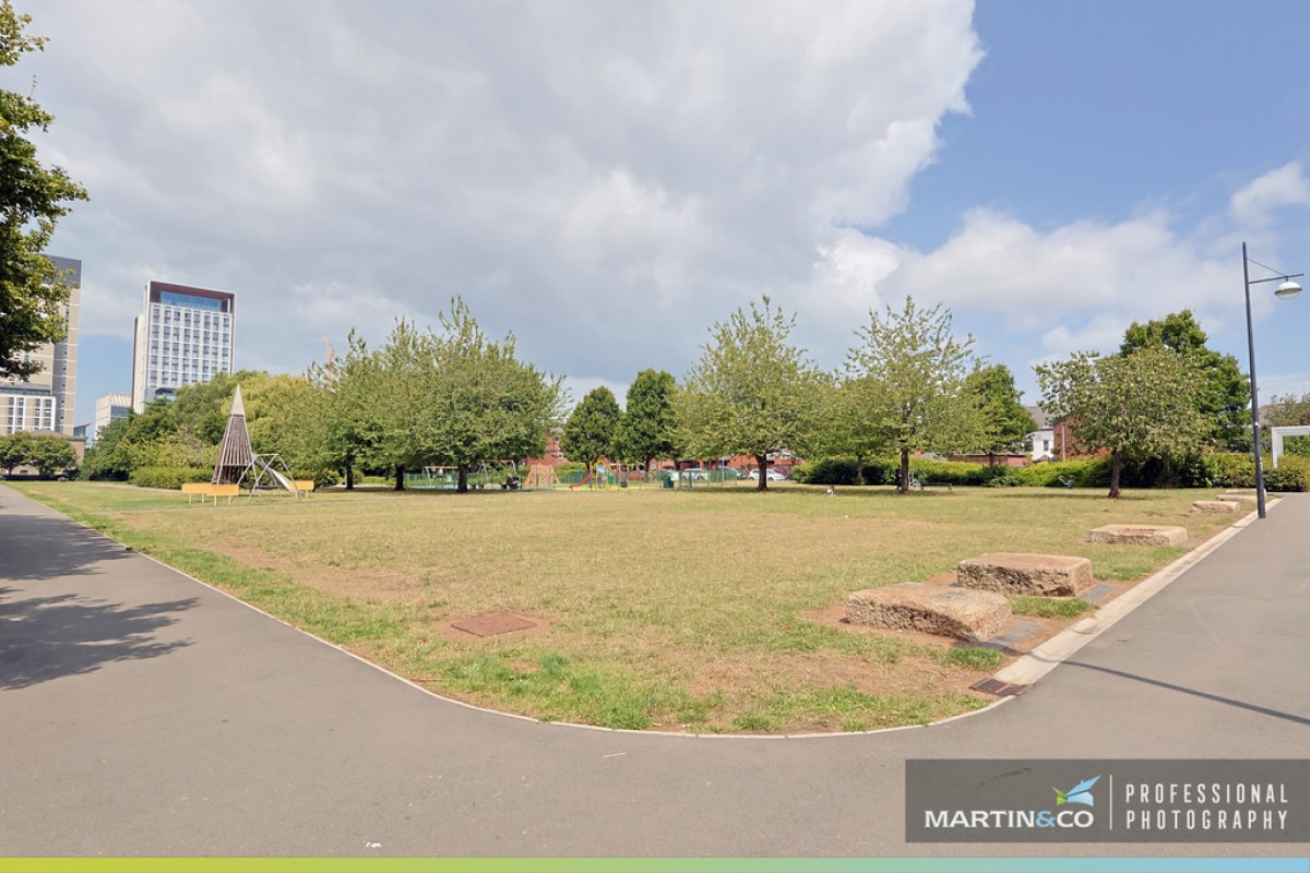 Roma House, Vellacott Close