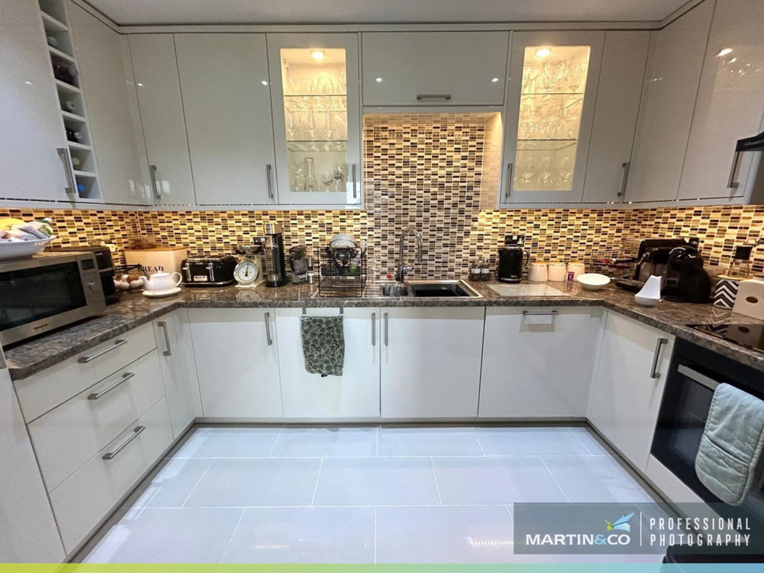 2 bedroom Flat for Sale Roma, Victoria Wharf