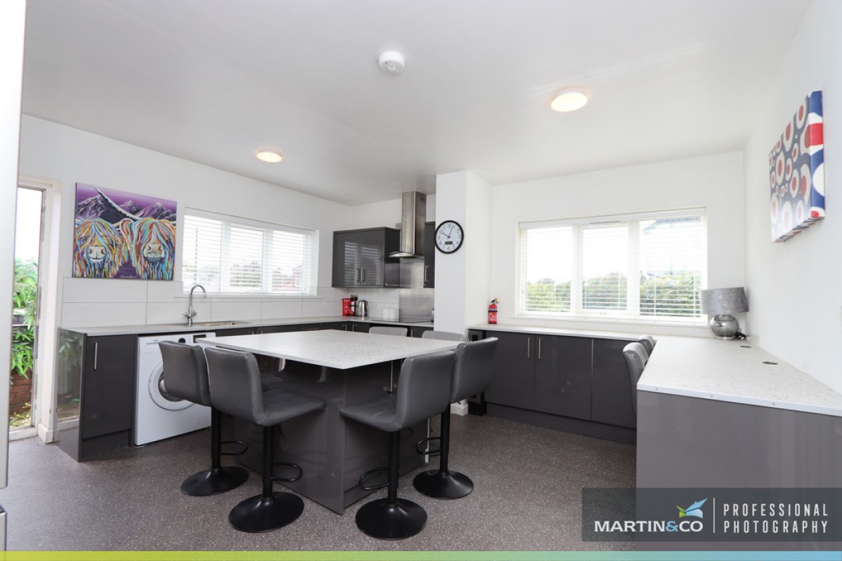 Manor Way, Birchgrove