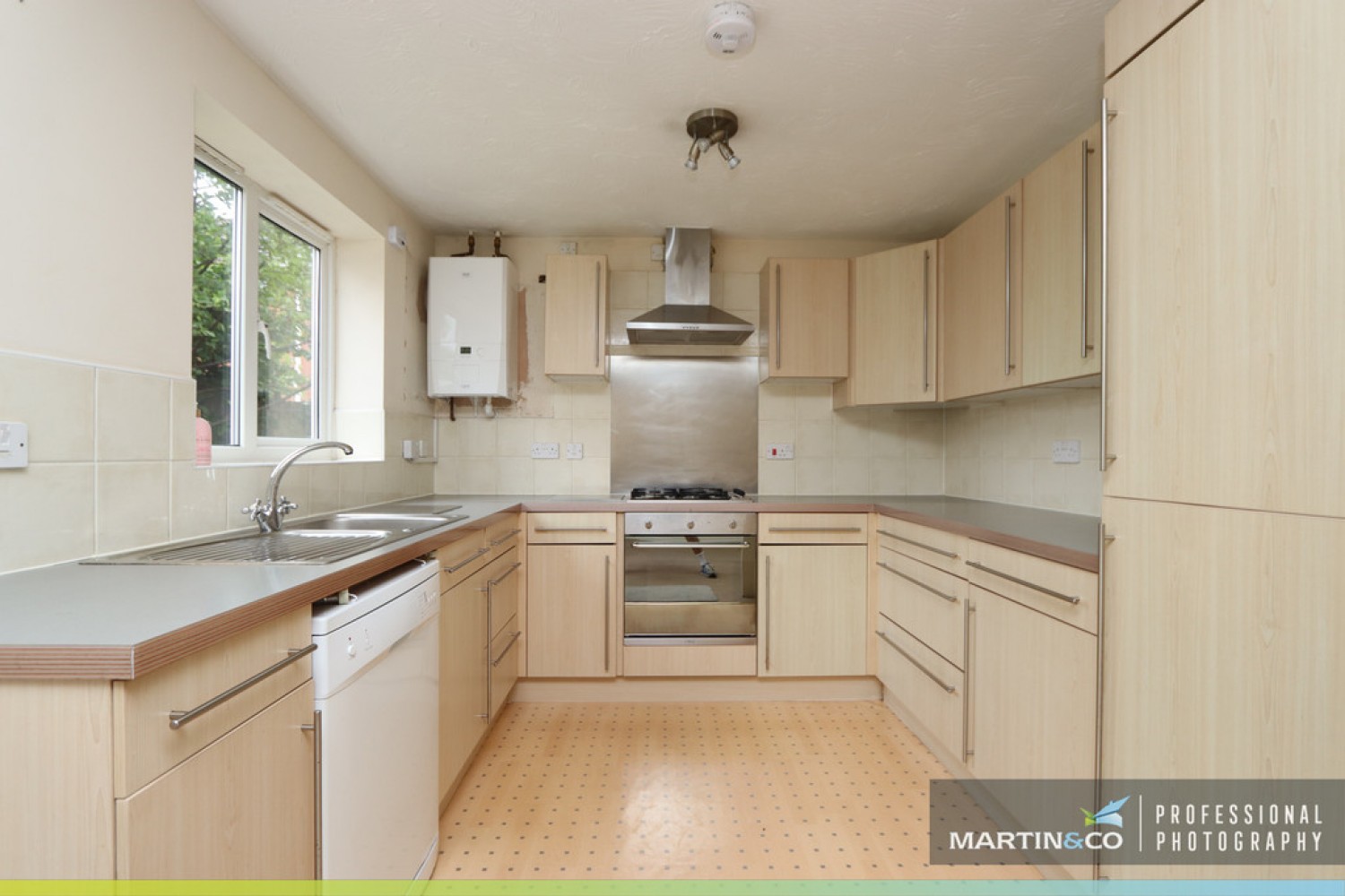 Pallot Way, Pengam Green