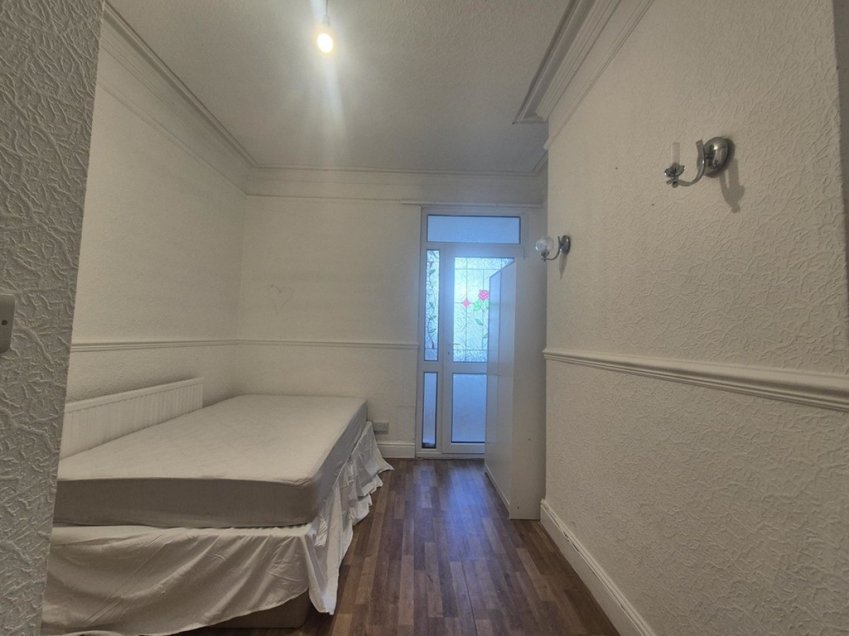 Monthermer Road, Cathays