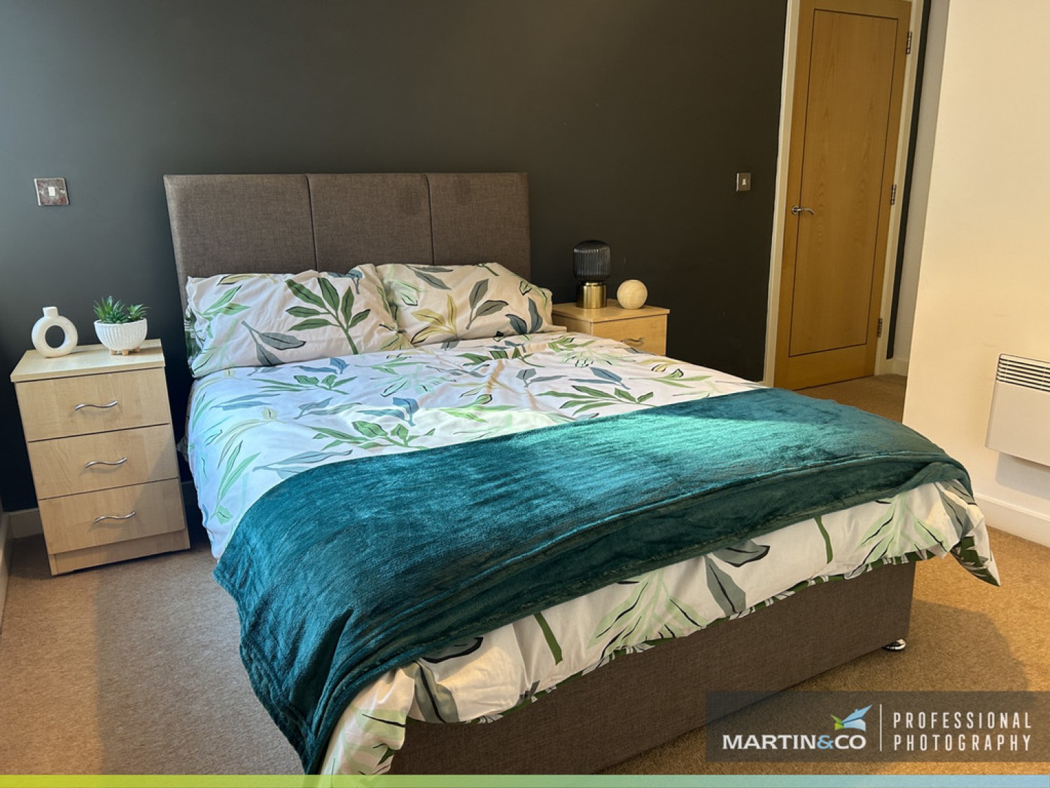 Cambria, Victoria Wharf