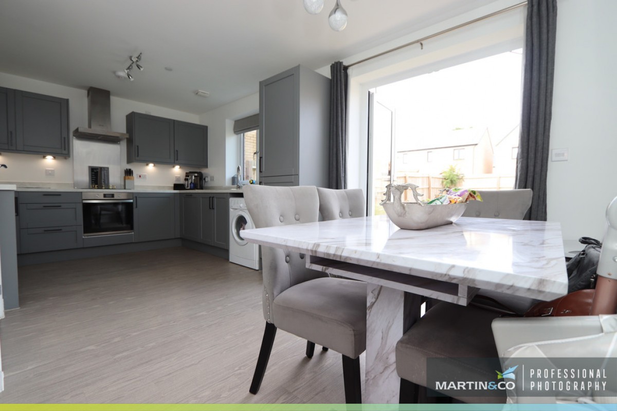 Maes Yr Ysgol, Rumney