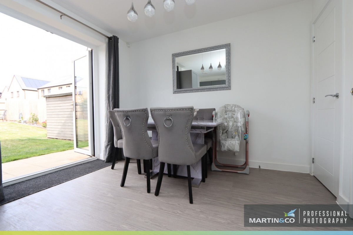 Maes Yr Ysgol, Rumney