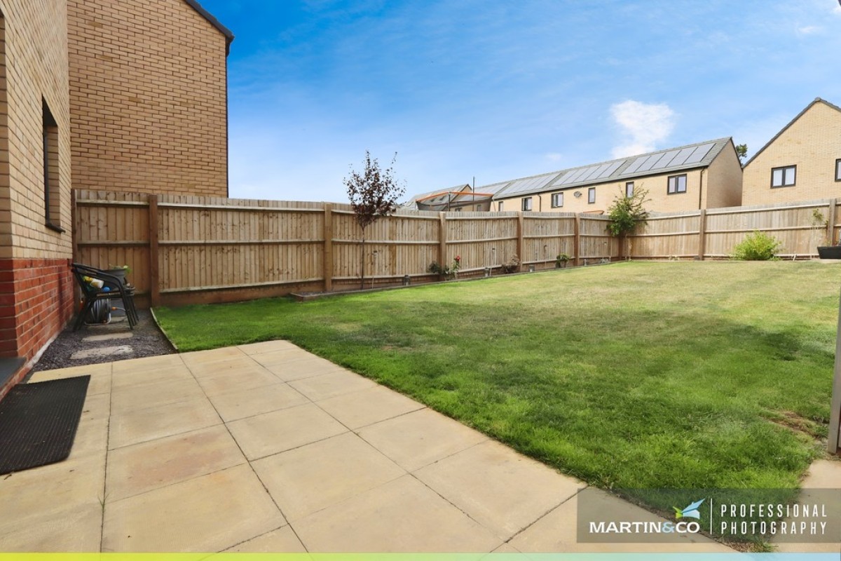 Maes Yr Ysgol, Rumney