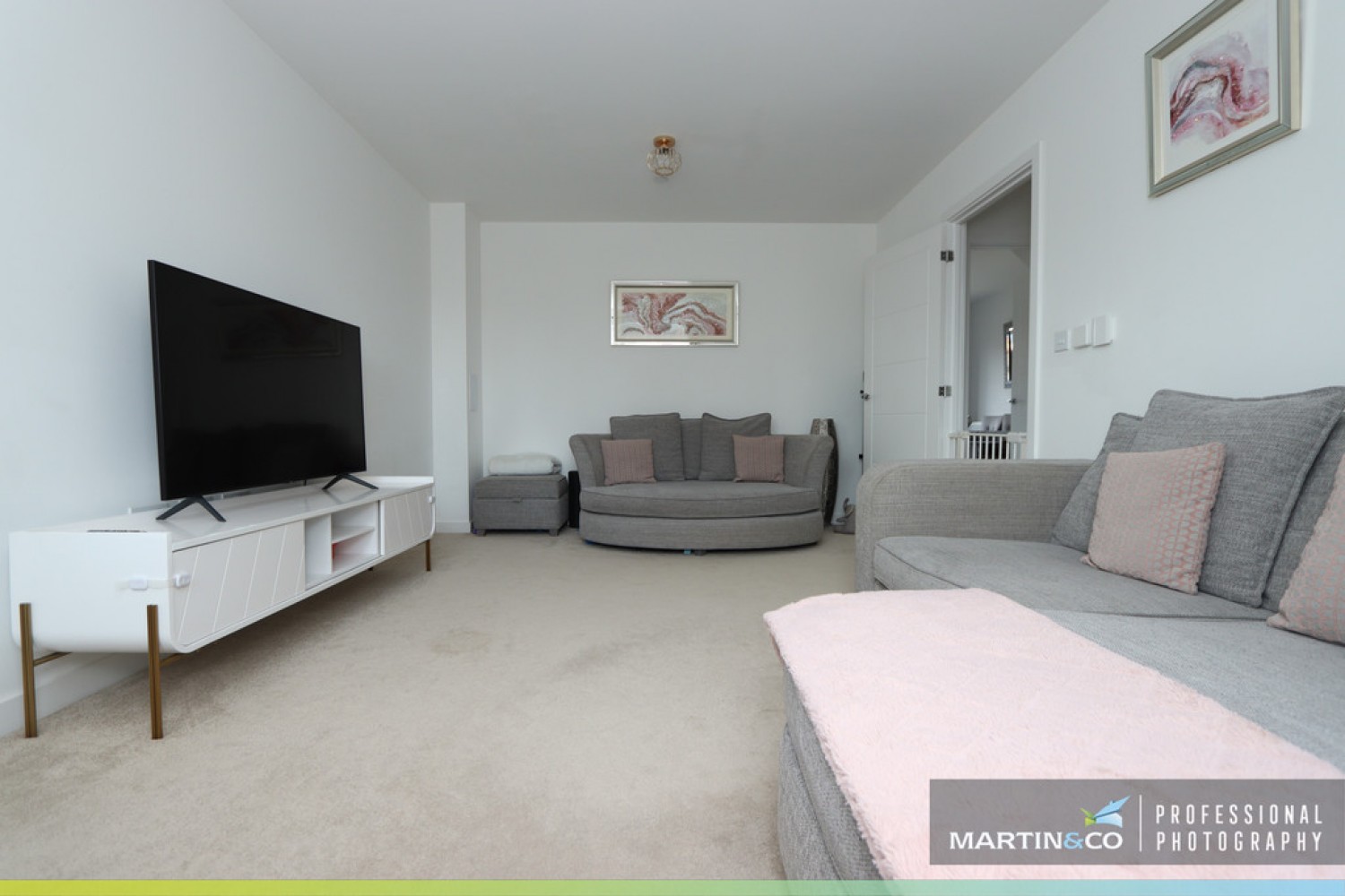 Maes Yr Ysgol, Rumney