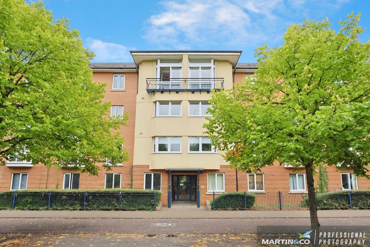 Messina House, Vellacott Close