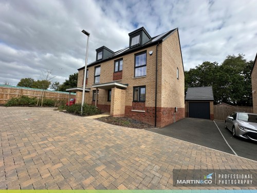 Tai Caer Castell, Aspen Grove