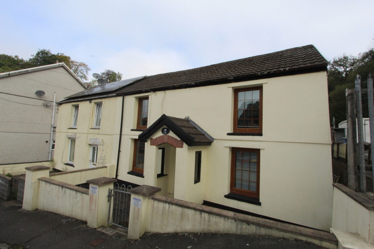 Dan-Y-Twyn, Treharris, Merthyr Tydfil