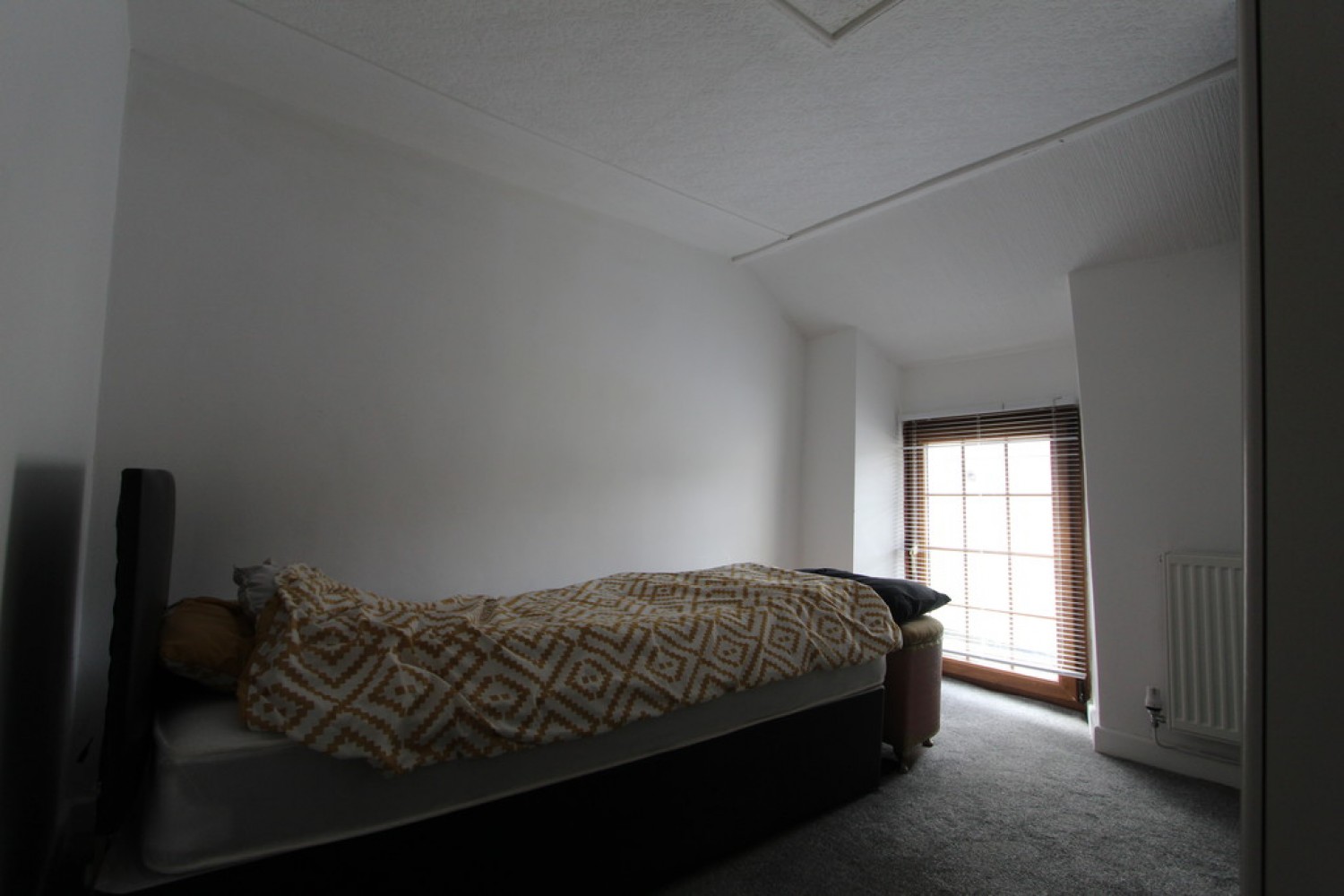 2 bedroom House for Sale Dan-Y-Twyn, Treharris, Merthyr Tydfil