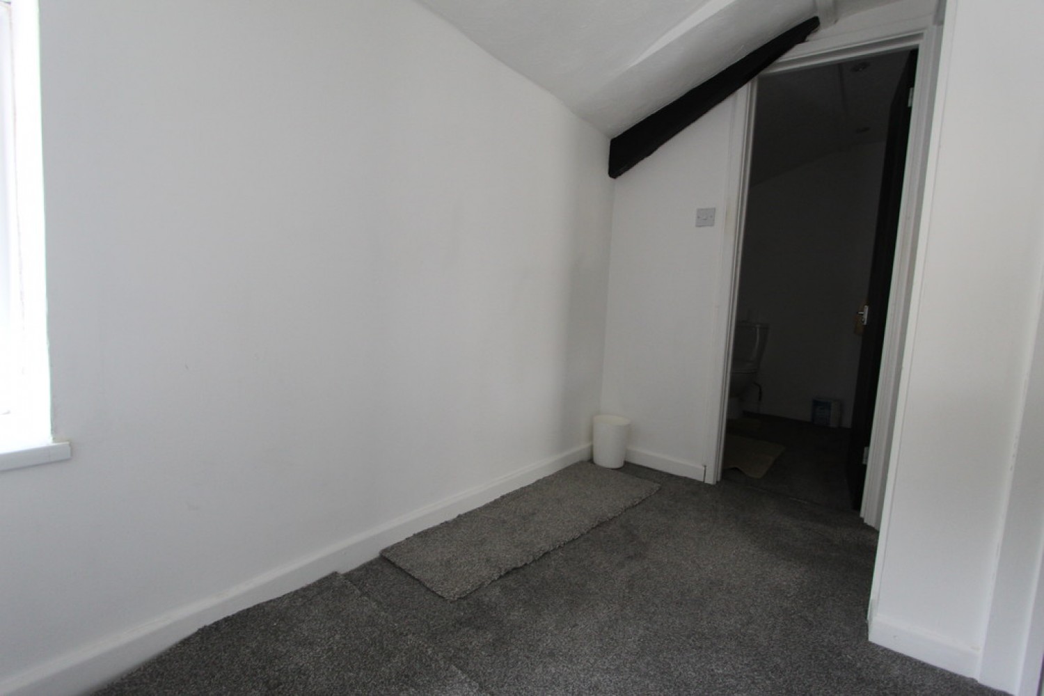 2 bedroom House for Sale Dan-Y-Twyn, Treharris, Merthyr Tydfil