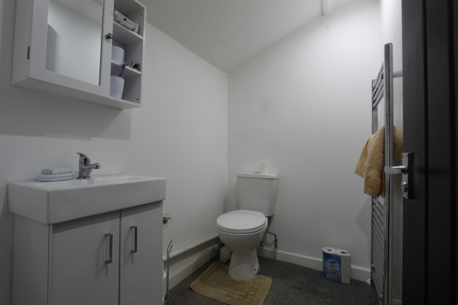 2 bedroom House for Sale Dan-Y-Twyn, Treharris, Merthyr Tydfil