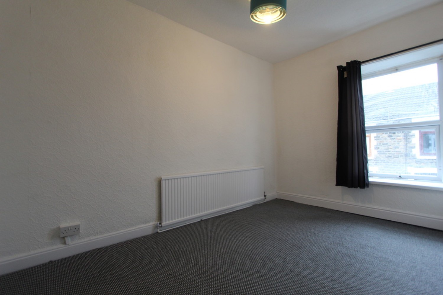 3 bedroom House for Letting Stuart Street, Merthyr Tydfil