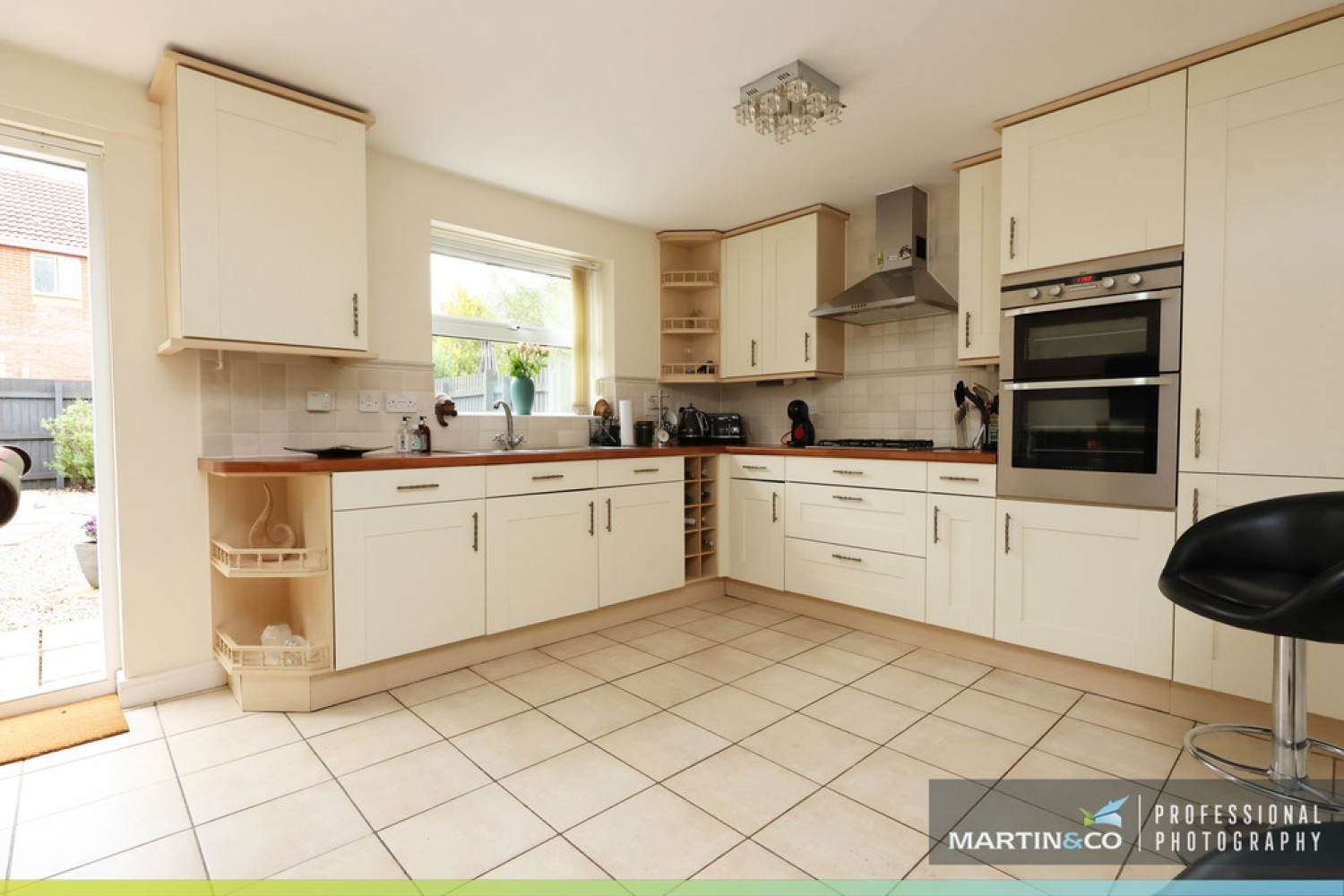 4 bedroom House for Sale Cambrian Crescent, Marshfield