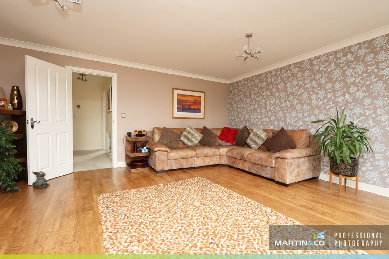 4 bedroom House for Sale Cambrian Crescent, Marshfield