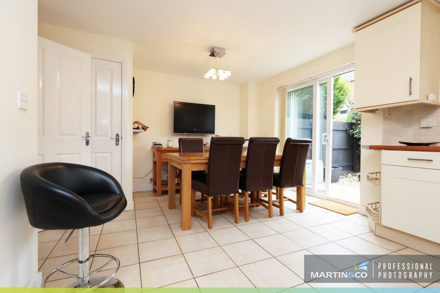 4 bedroom House for Sale Cambrian Crescent, Marshfield