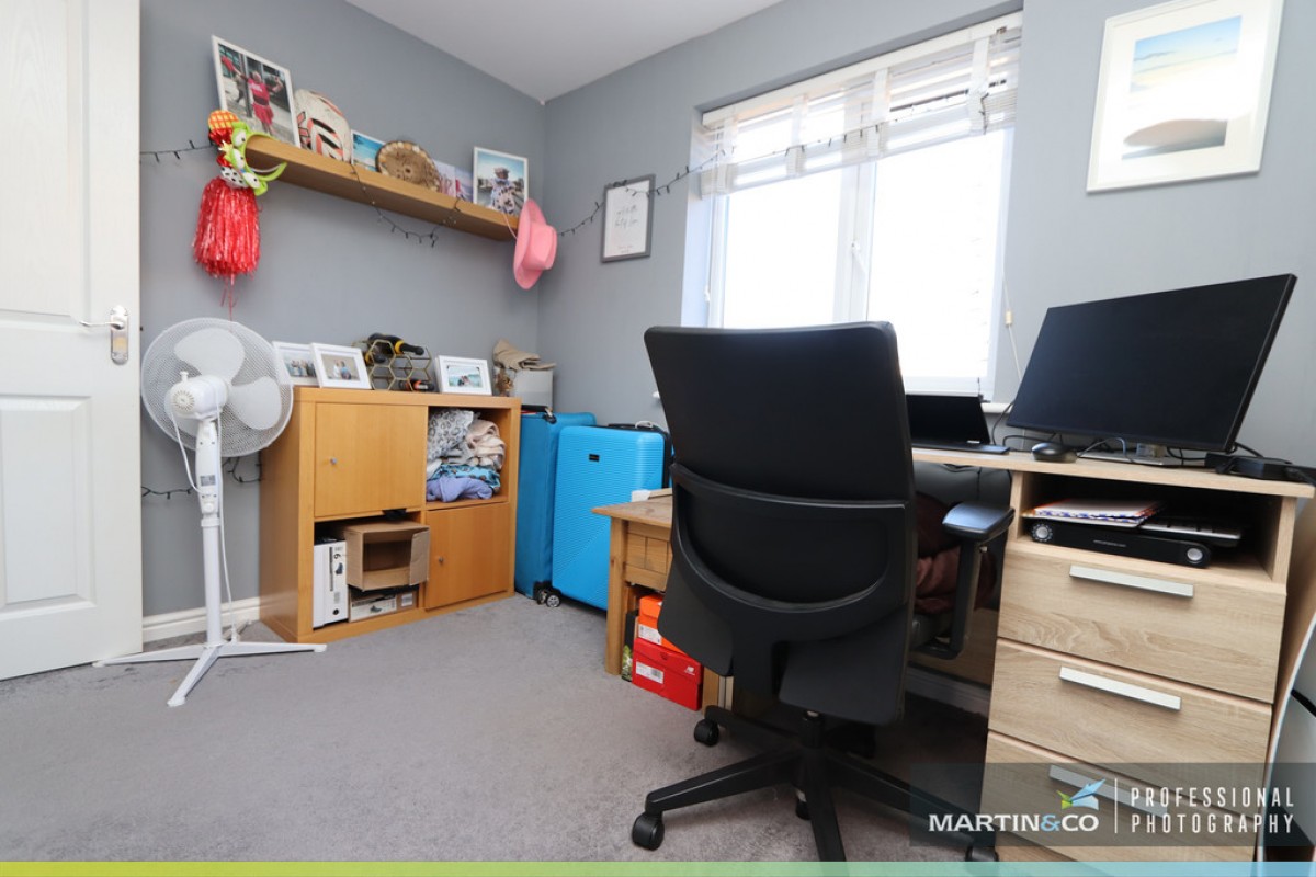 Edmundsbury Road, Duffryn