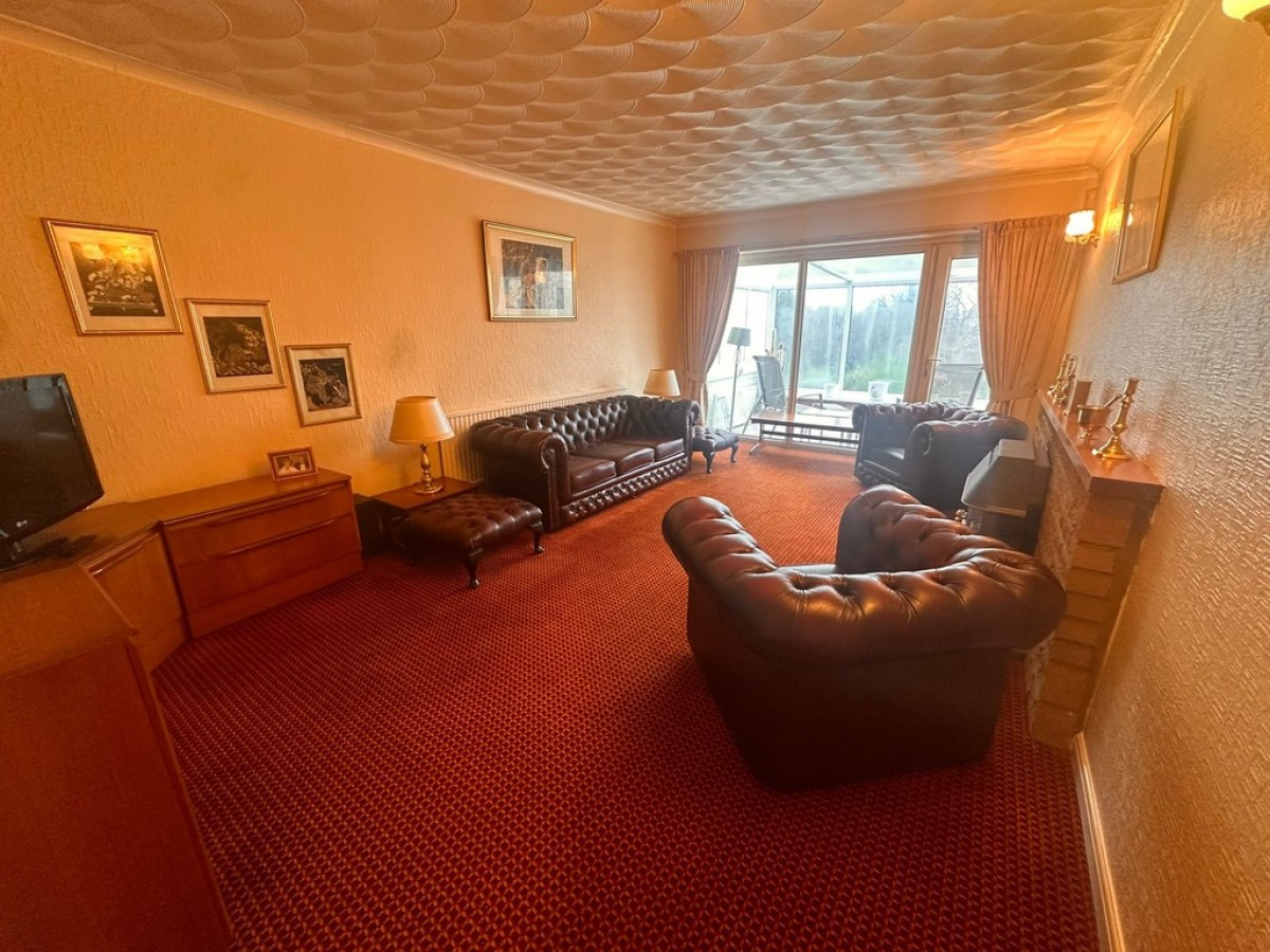 Shirley Drive, Heolgerrig