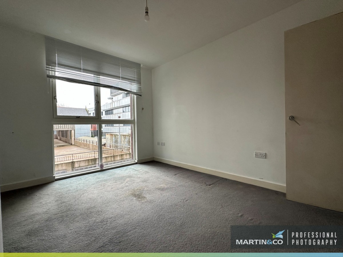 Admiral House, Newport Road