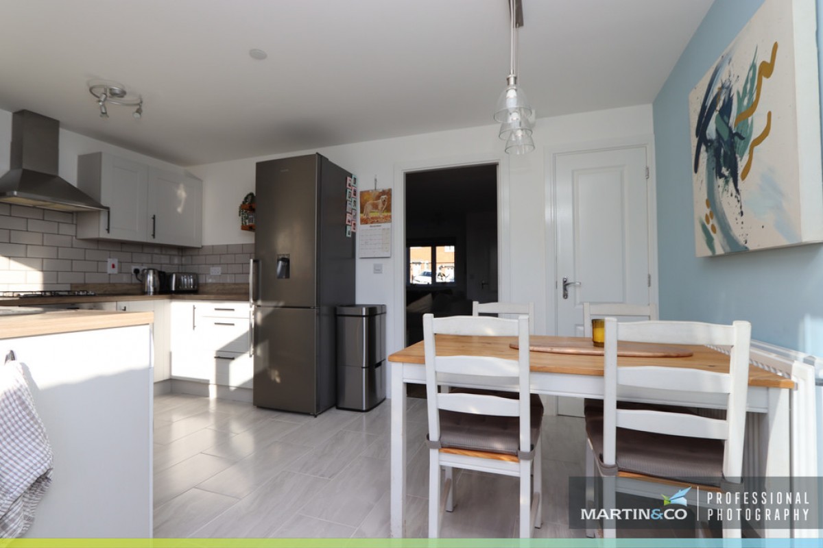 Heol Bennett, St Edeyrns