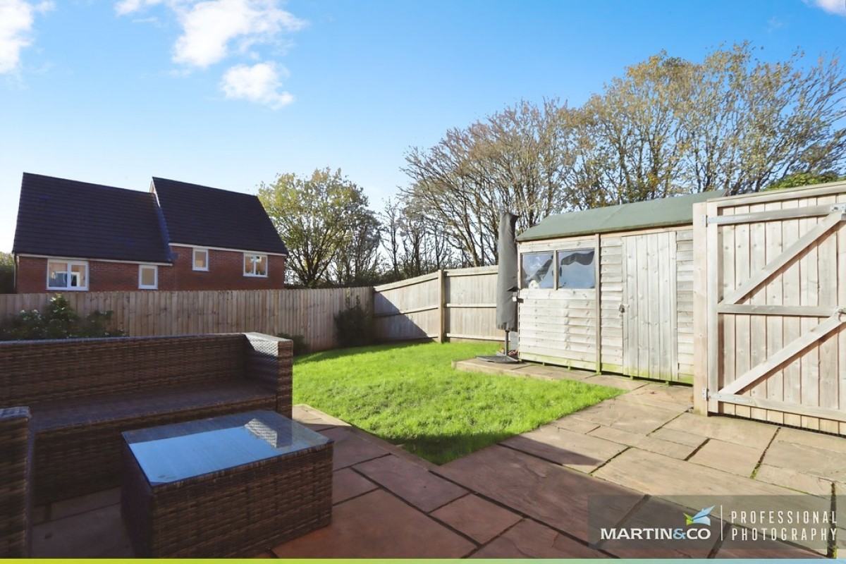 Heol Bennett, St Edeyrns