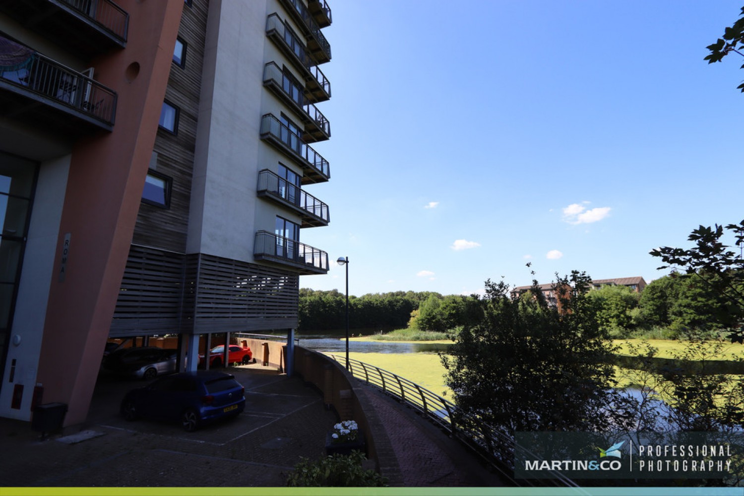 Roma, Victoria Wharf