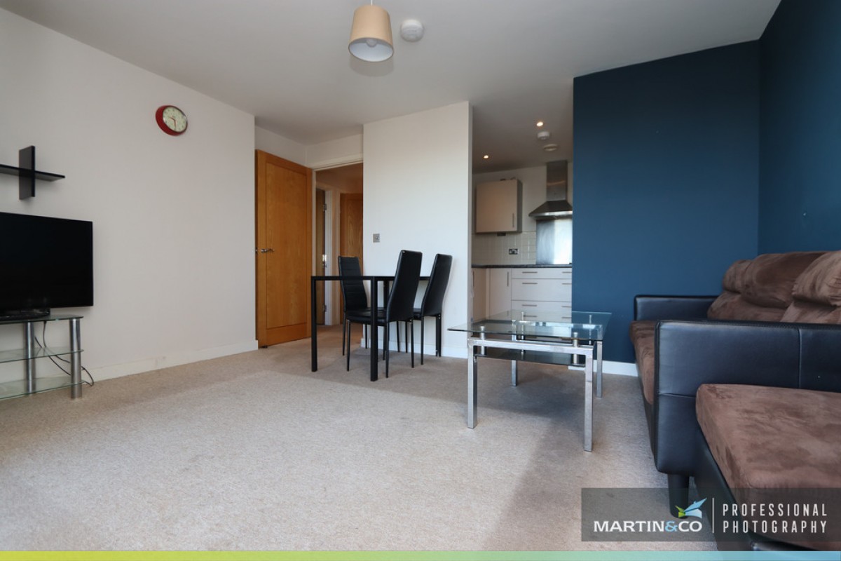 Roma, Victoria Wharf