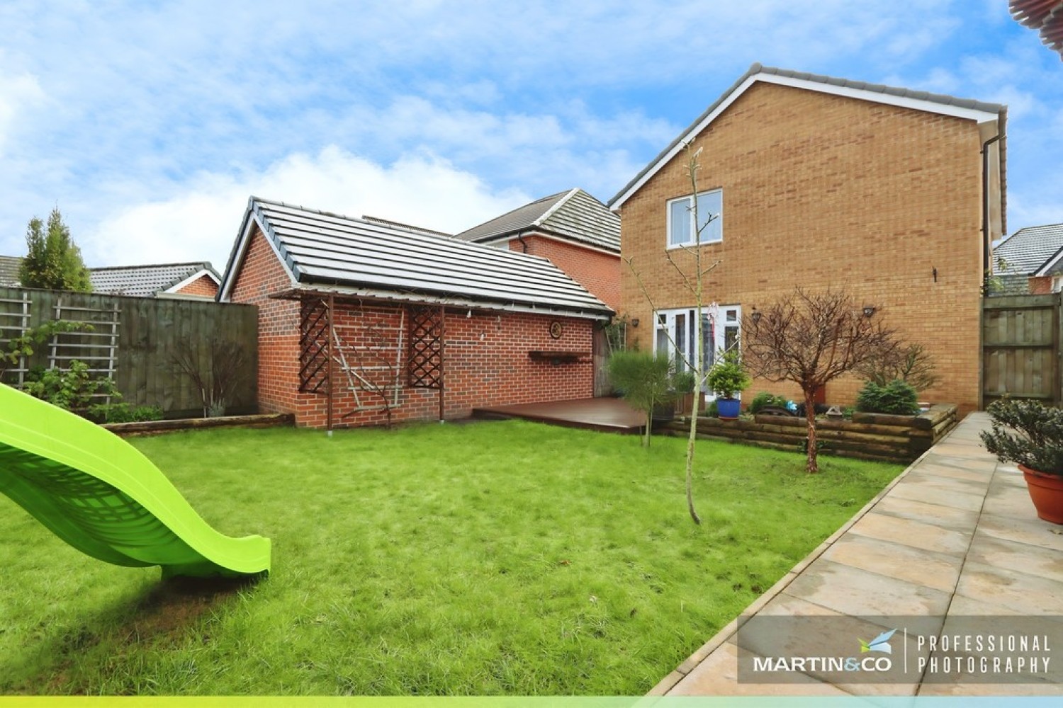 4 bedroom House in Puddlers Row, Rogerstone