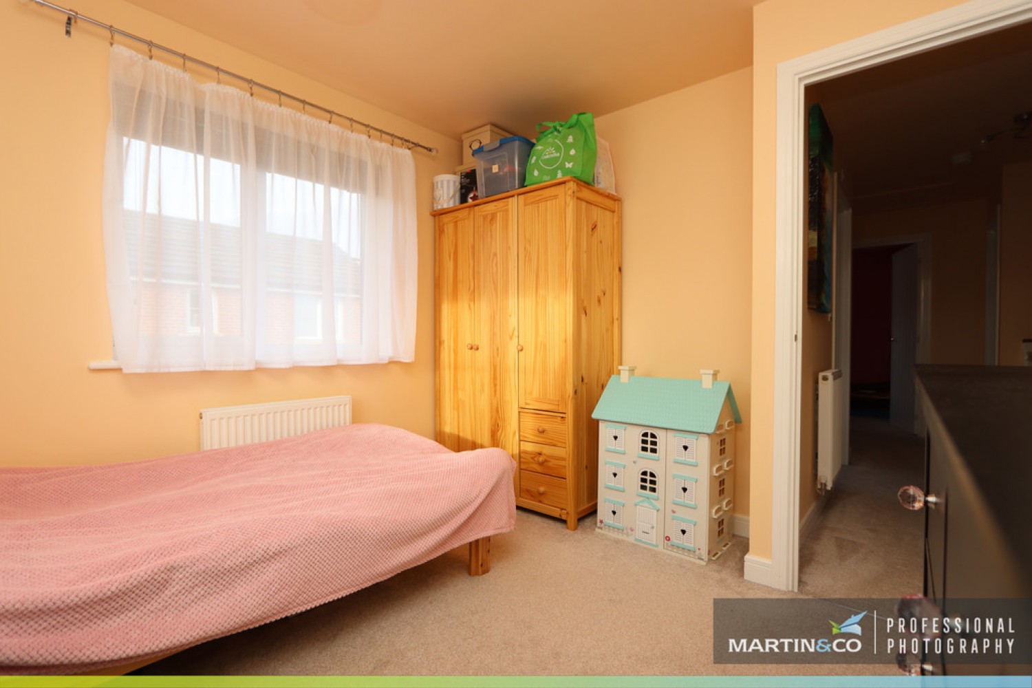 4 bedroom House in Puddlers Row, Rogerstone