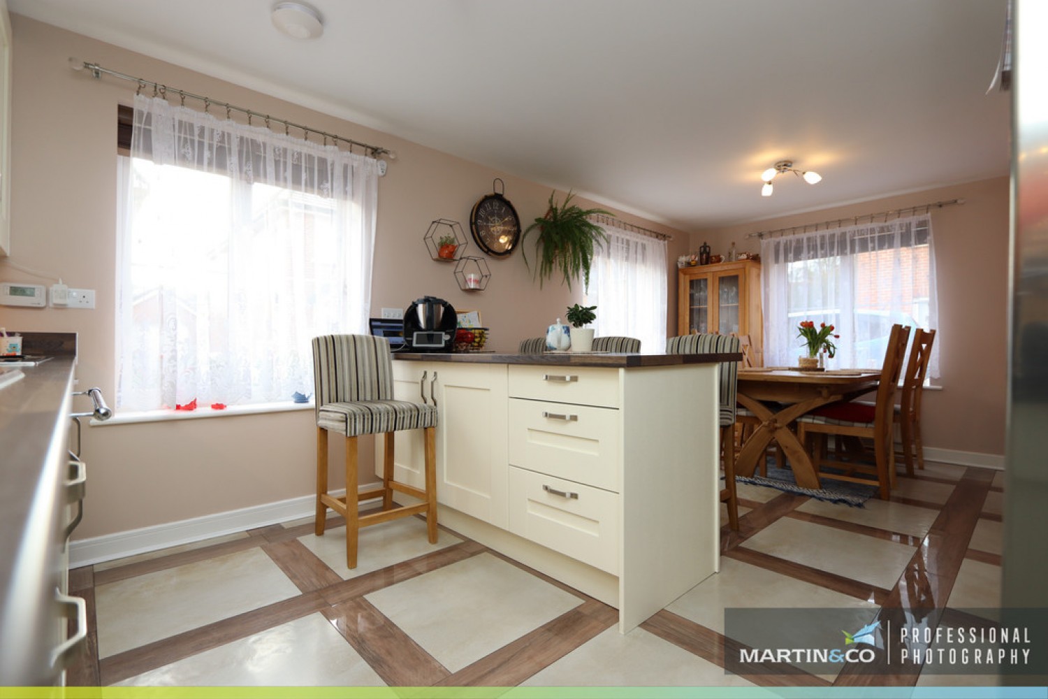 4 bedroom House in Puddlers Row, Rogerstone