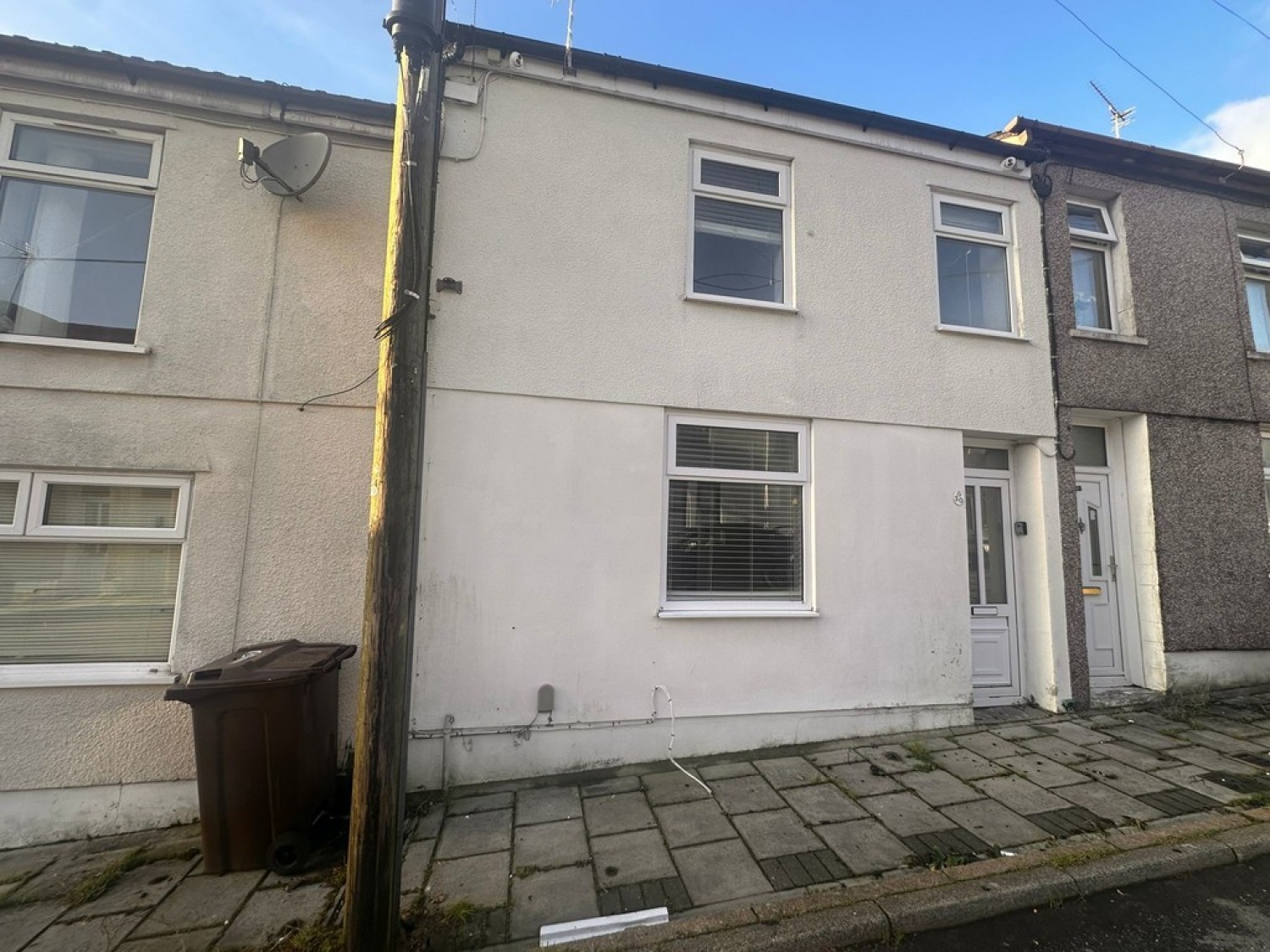 Francis Street, Fleur De Lis