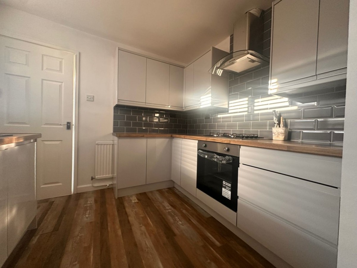 Francis Street, Fleur De Lis