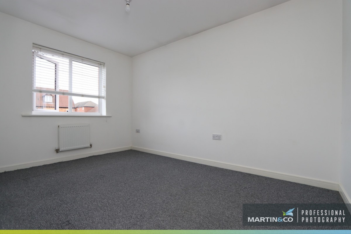 Hot Mill Close, Glan Llyn