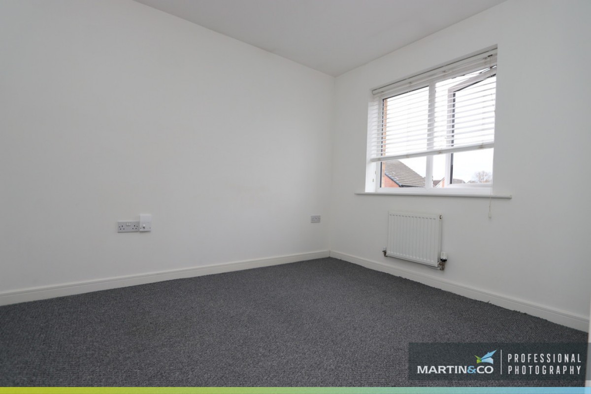 Hot Mill Close, Glan Llyn