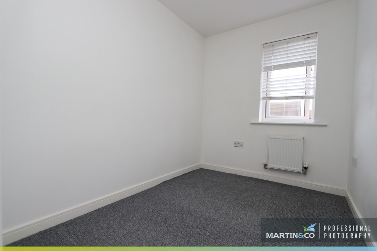 Hot Mill Close, Glan Llyn