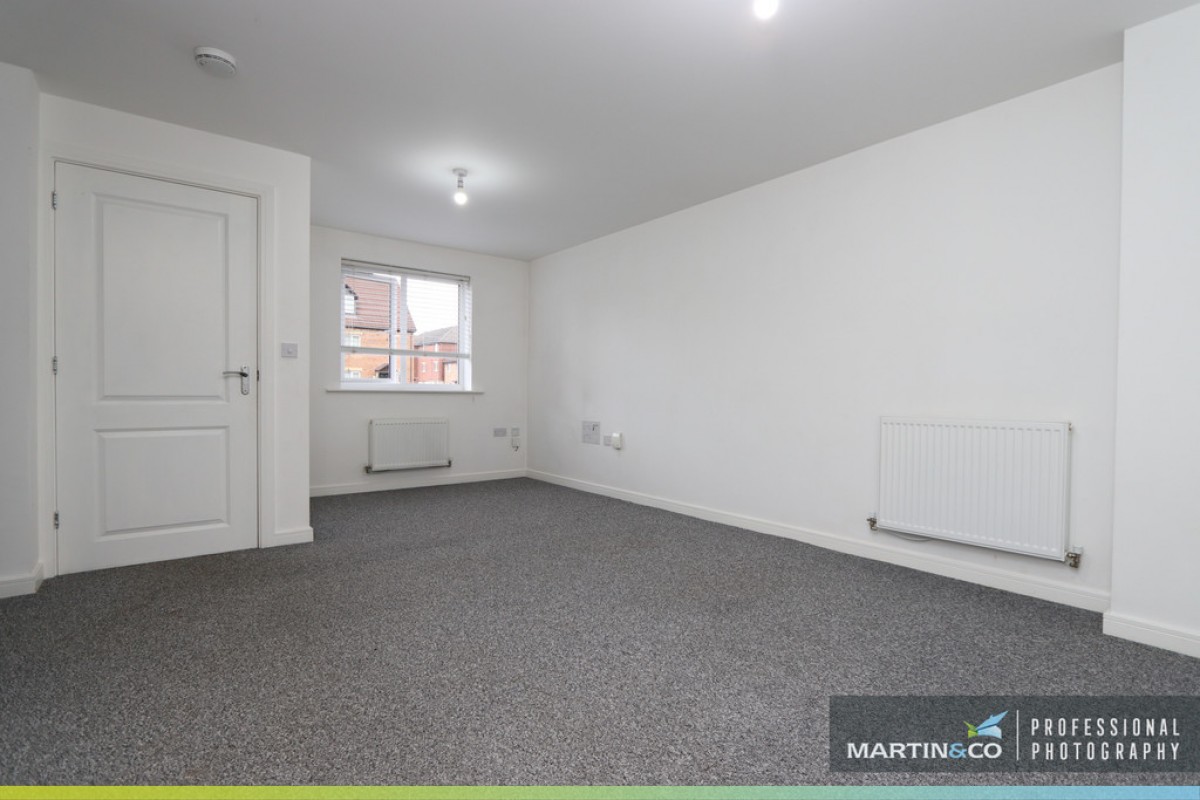 Hot Mill Close, Glan Llyn