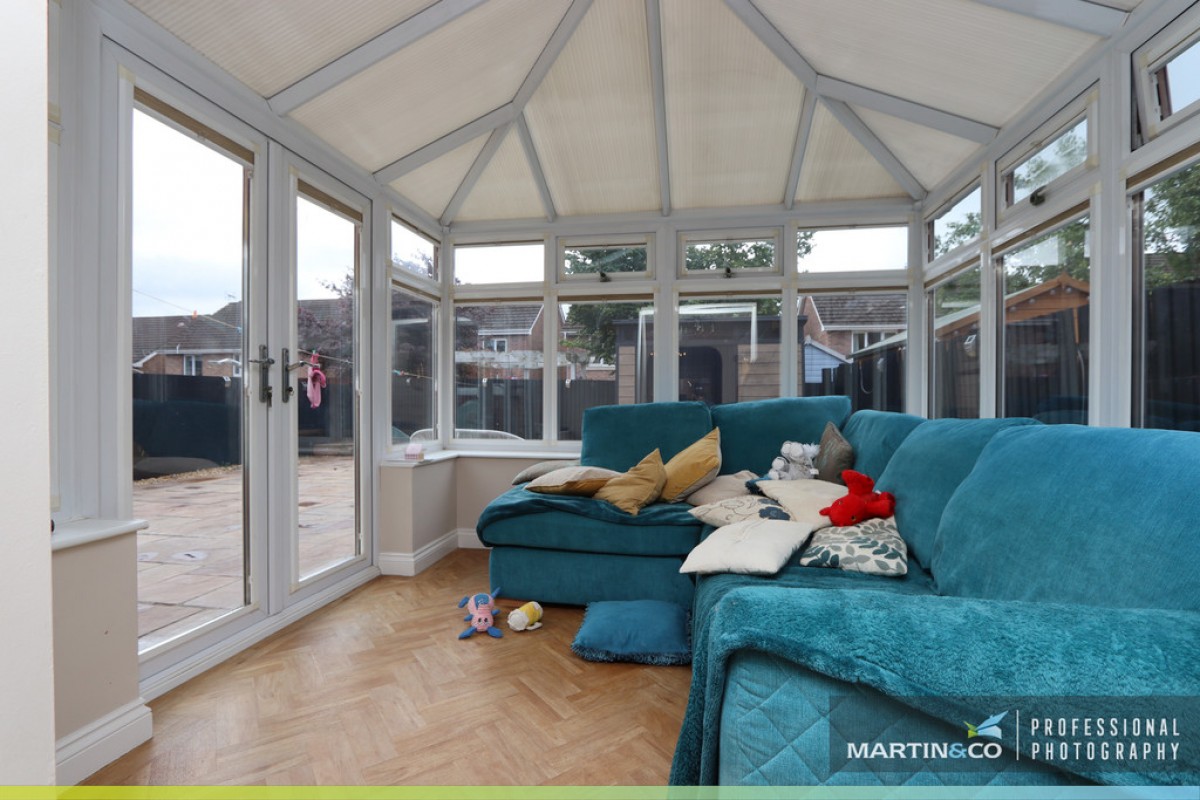 Barnard Way, Church Village