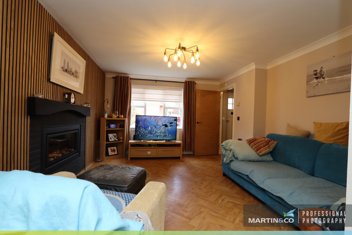 Barnard Way, Church Village