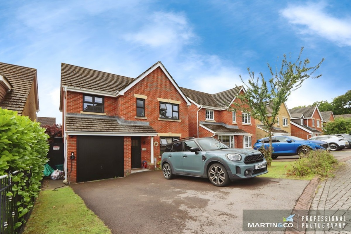 Barnard Way, Church Village