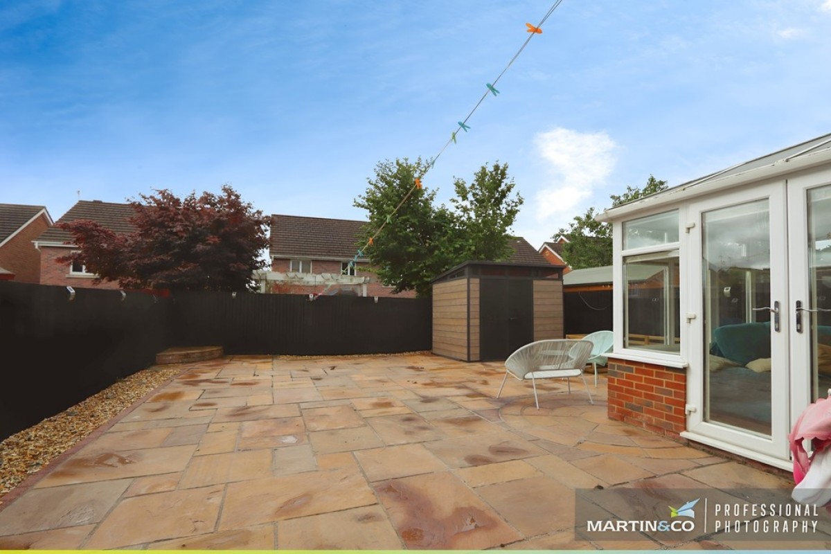 Barnard Way, Church Village