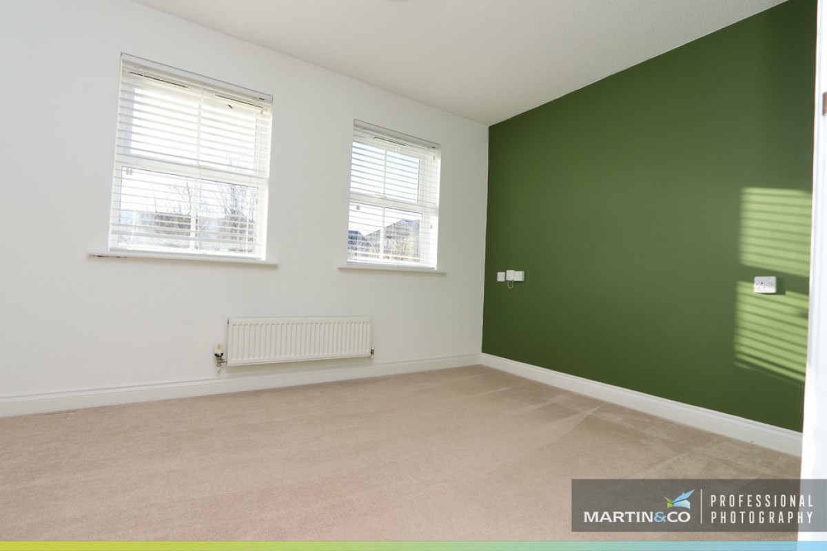 Youghal Close, Pontprennau