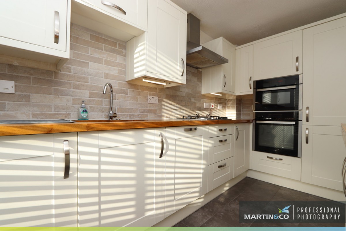 Youghal Close, Pontprennau